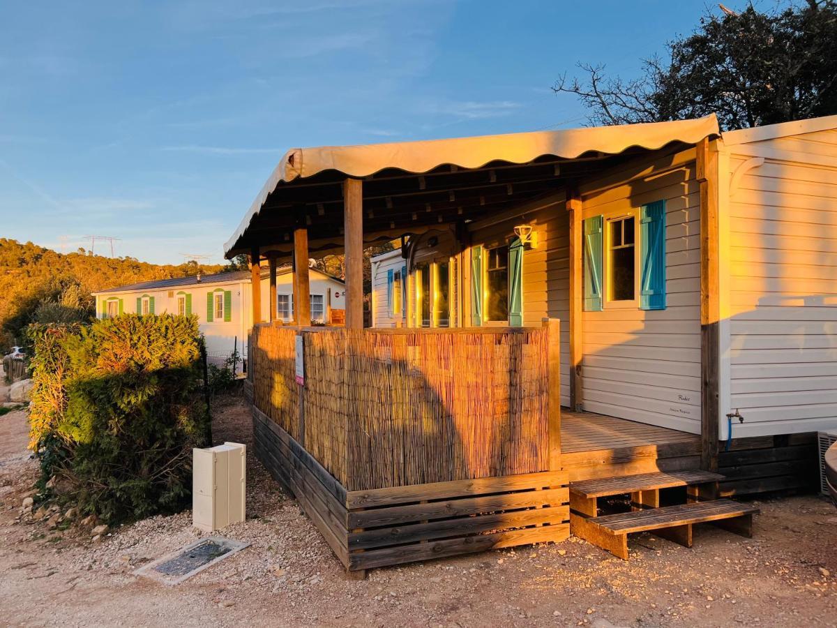 Joli Mobil-Home De Vacances, Ideal Pour Les Familles Rocbaron Buitenkant foto