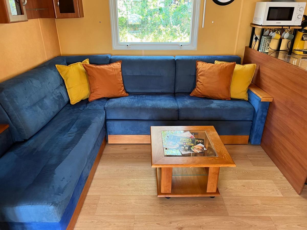 Joli Mobil-Home De Vacances, Ideal Pour Les Familles Rocbaron Buitenkant foto